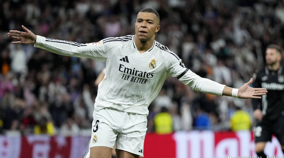 姆巴佩迎来七赛季出色发挥，快船观众热烈欢呼！的简单介绍